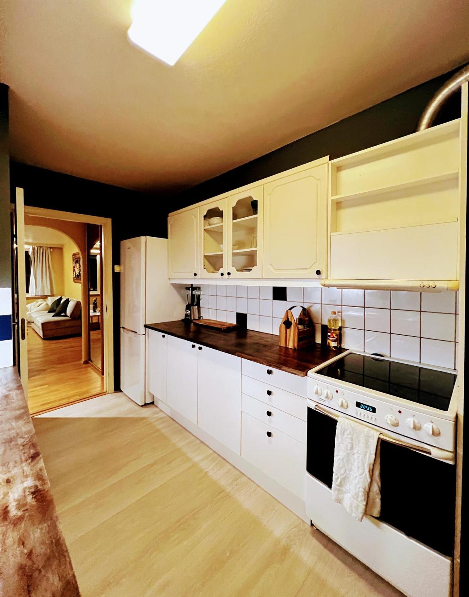Luxury Service Apartment By Chanya Ålesund Esterno foto